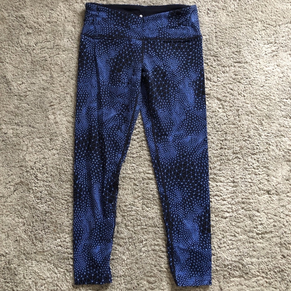 fun blue and black leggings (like lululemon)